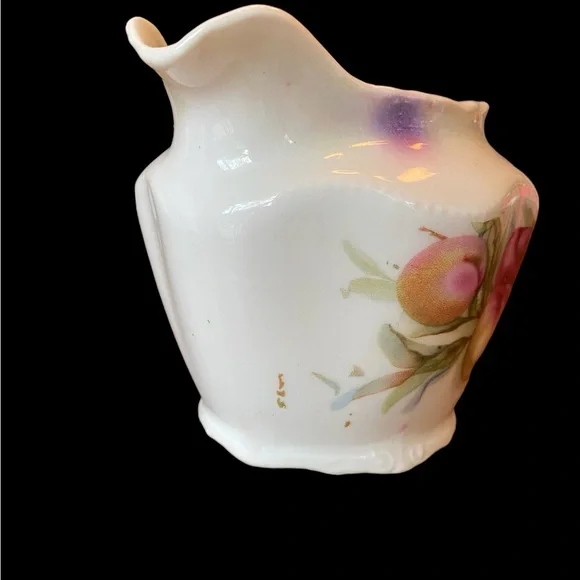 Antique Johann Seltmann porcelain creamer very rare 1901-1932 3.5 H x 3.5 x 5.25 - Picture 6 of 9